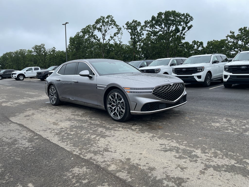 2023 Genesis G90 e-SC