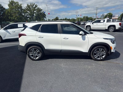 2023 Kia Seltos S