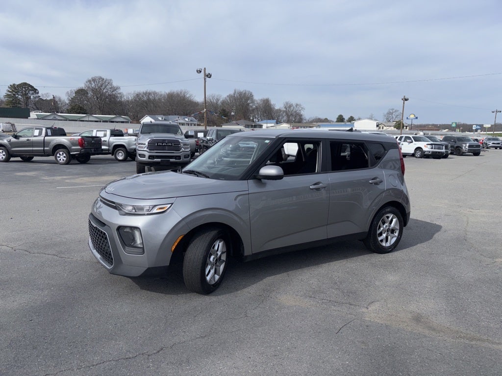 2022 Kia Soul LX