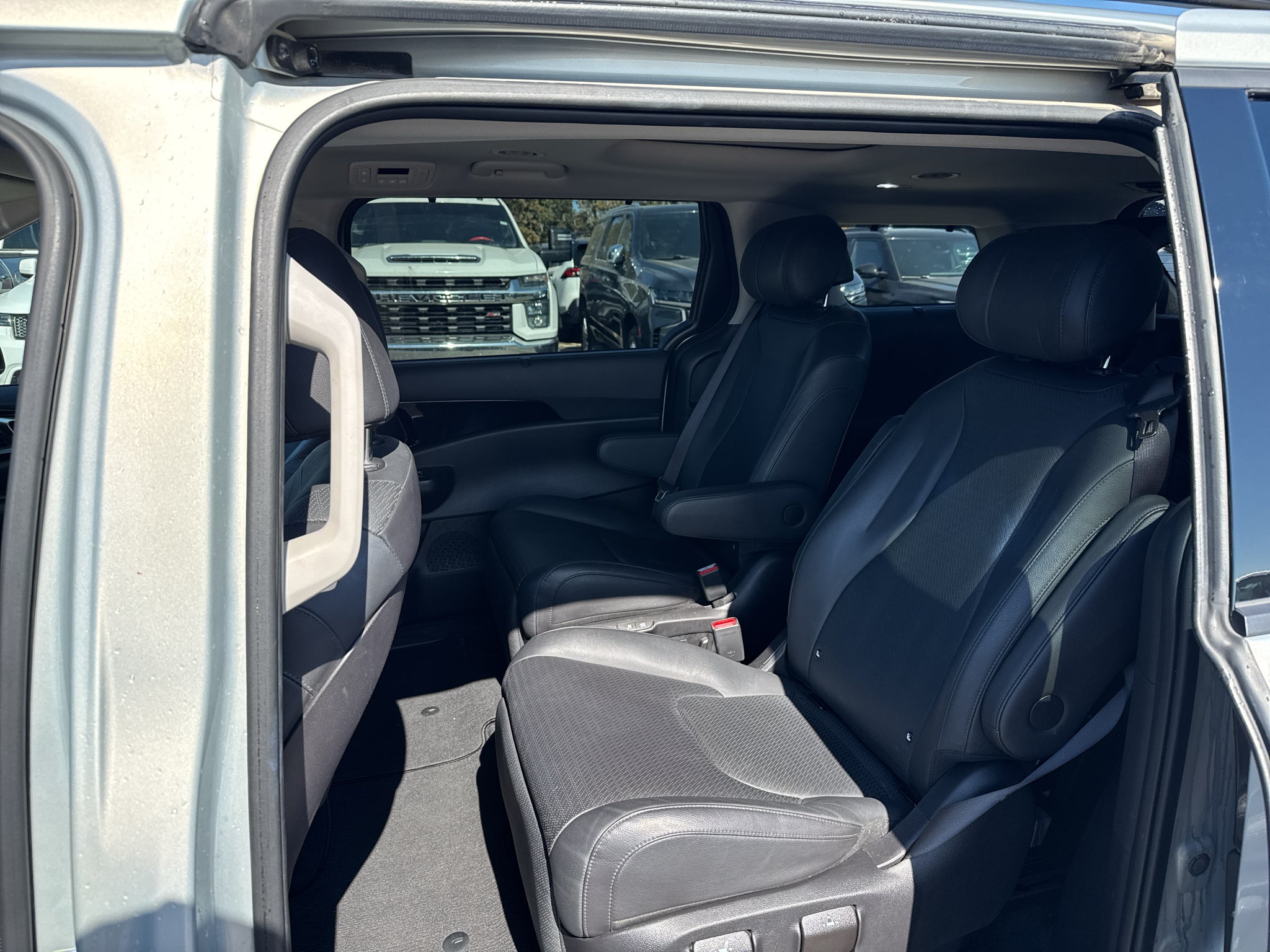 2025 Kia Carnival SX Prestige