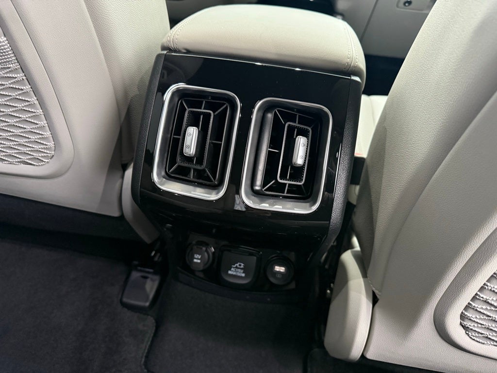 2024 Kia Sorento Plug-In Hybrid SX Prestige