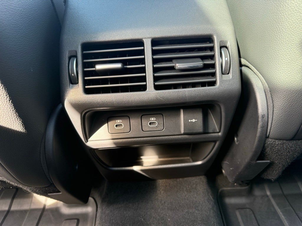 2024 Land Rover Discovery Sport SE