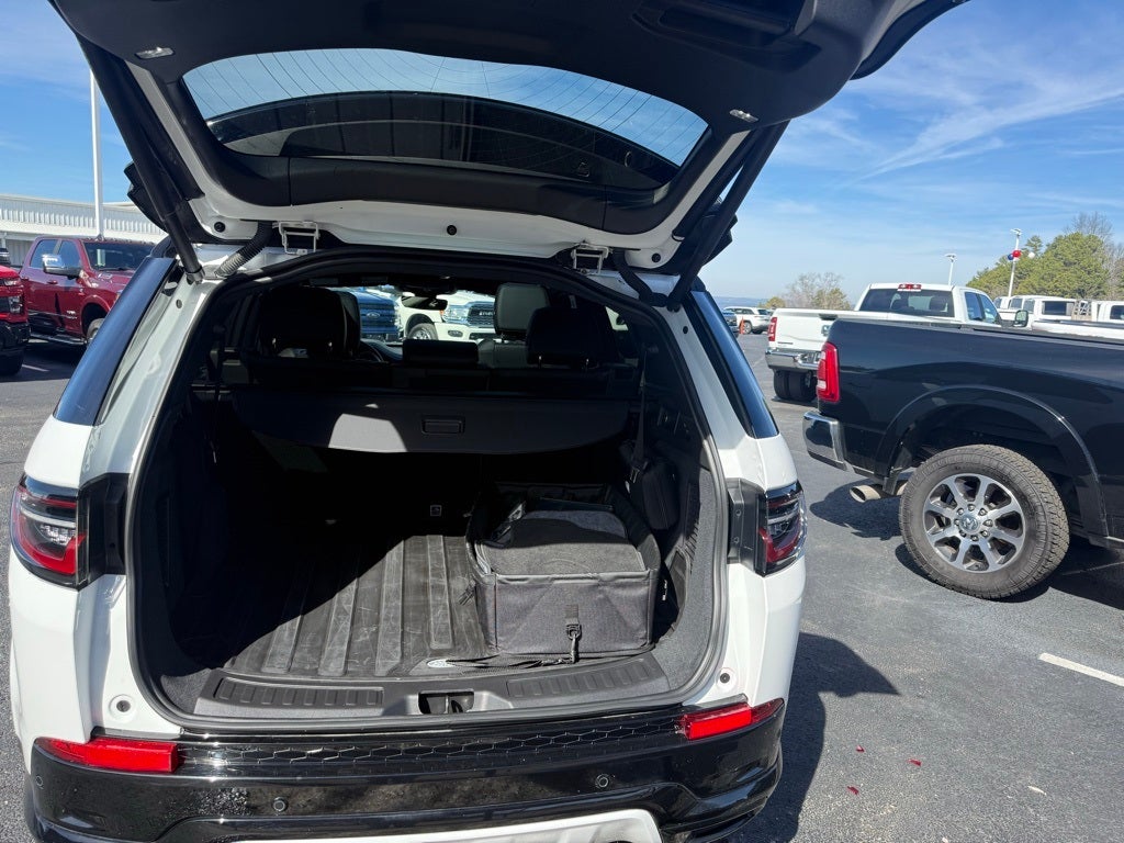 2024 Land Rover Discovery Sport SE