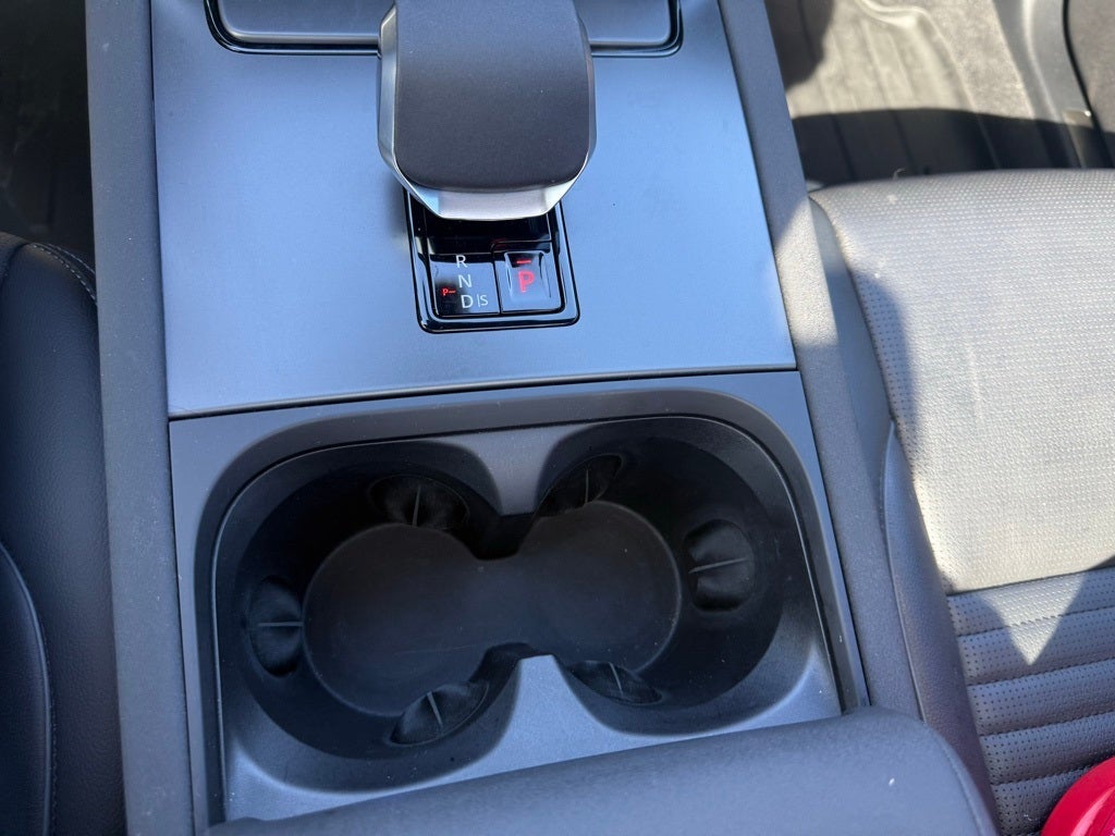 2024 Land Rover Discovery Sport SE