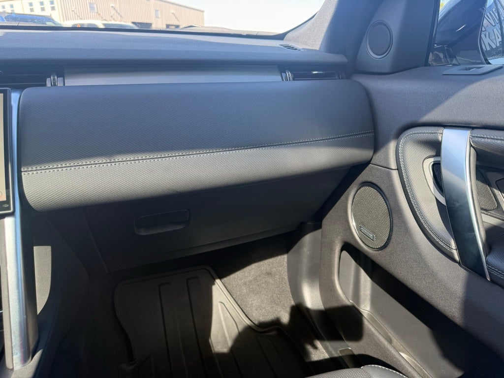 2024 Land Rover Discovery Sport SE