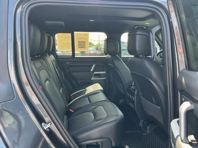 2023 Land Rover Defender 110 X-Dynamic SE