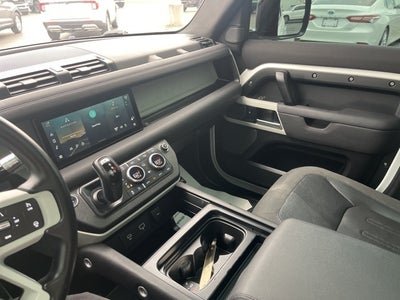 2021 Land Rover Defender 110 SE