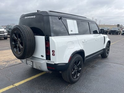 2021 Land Rover Defender 110 SE