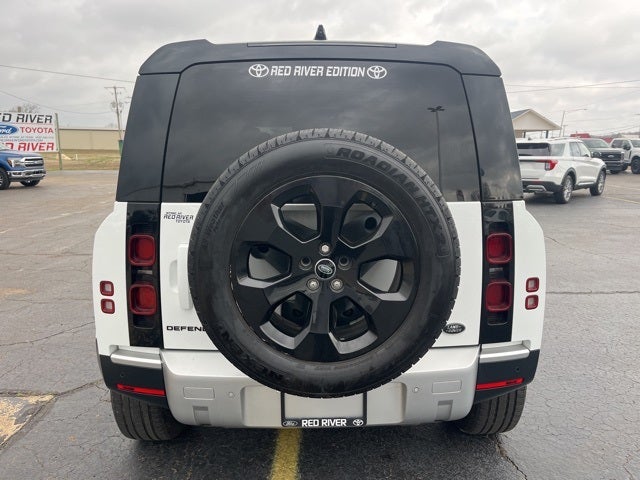 2021 Land Rover Defender 110 SE