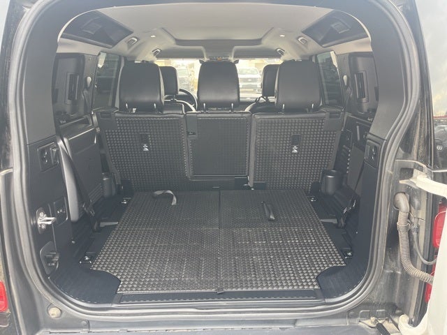 2021 Land Rover Defender 110 SE