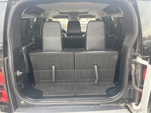 2021 Land Rover Defender 110 SE