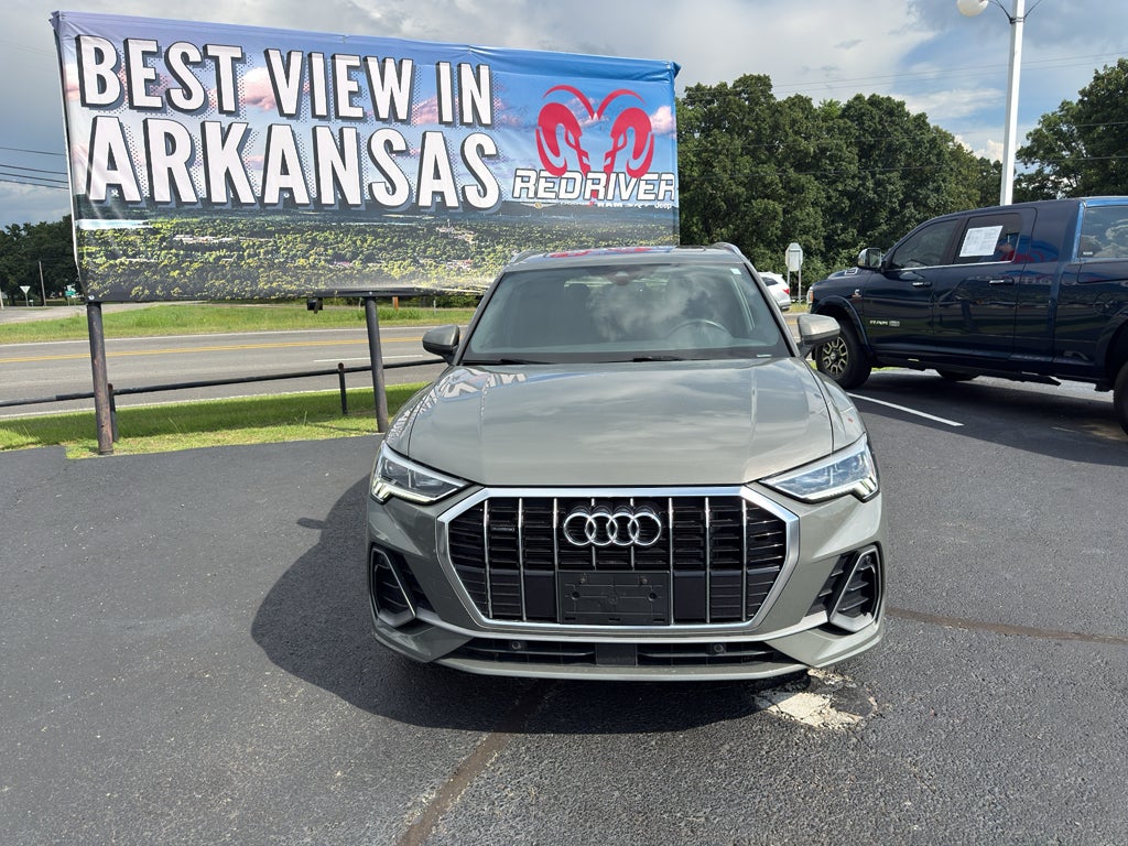 2023 Audi Q3 S line Premium