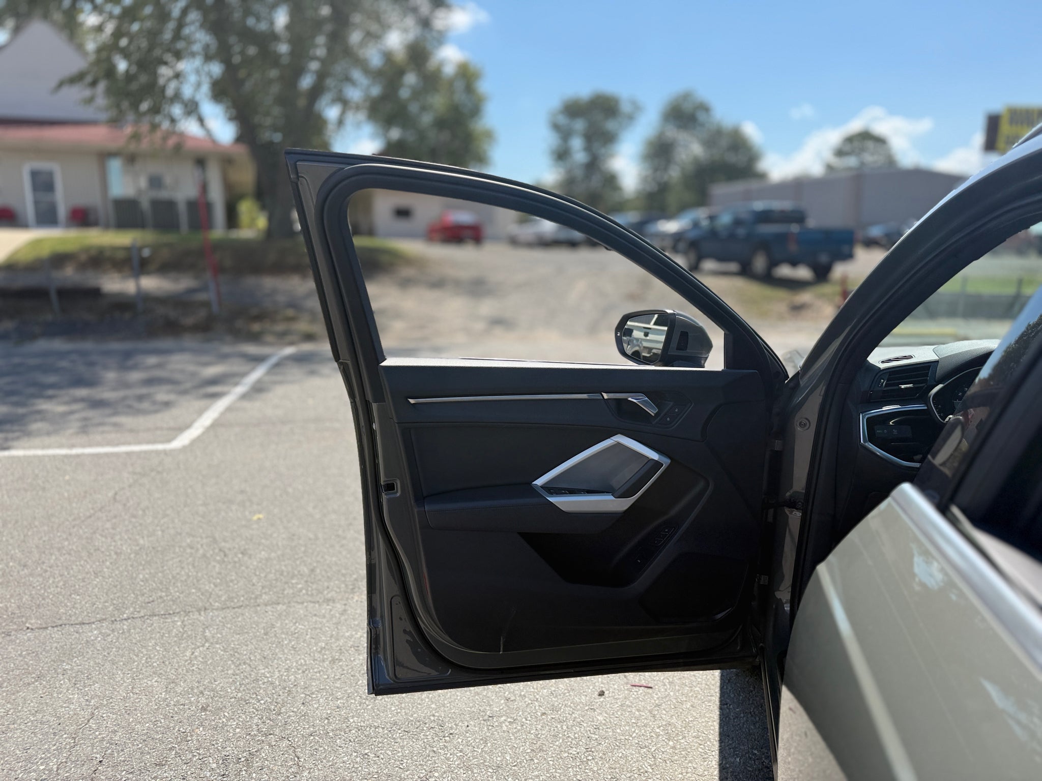 2023 Audi Q3 S line Premium