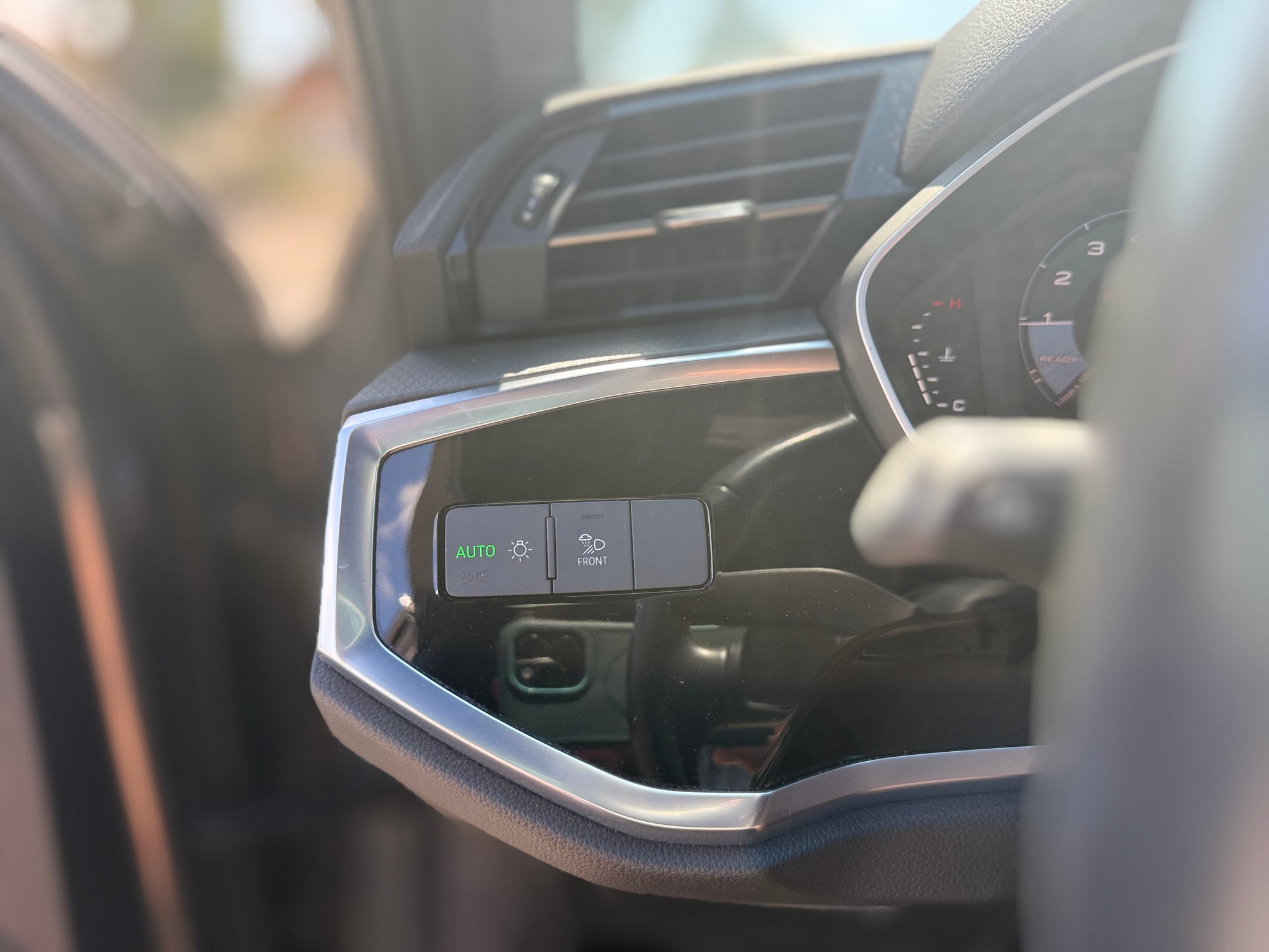 2023 Audi Q3 S line Premium