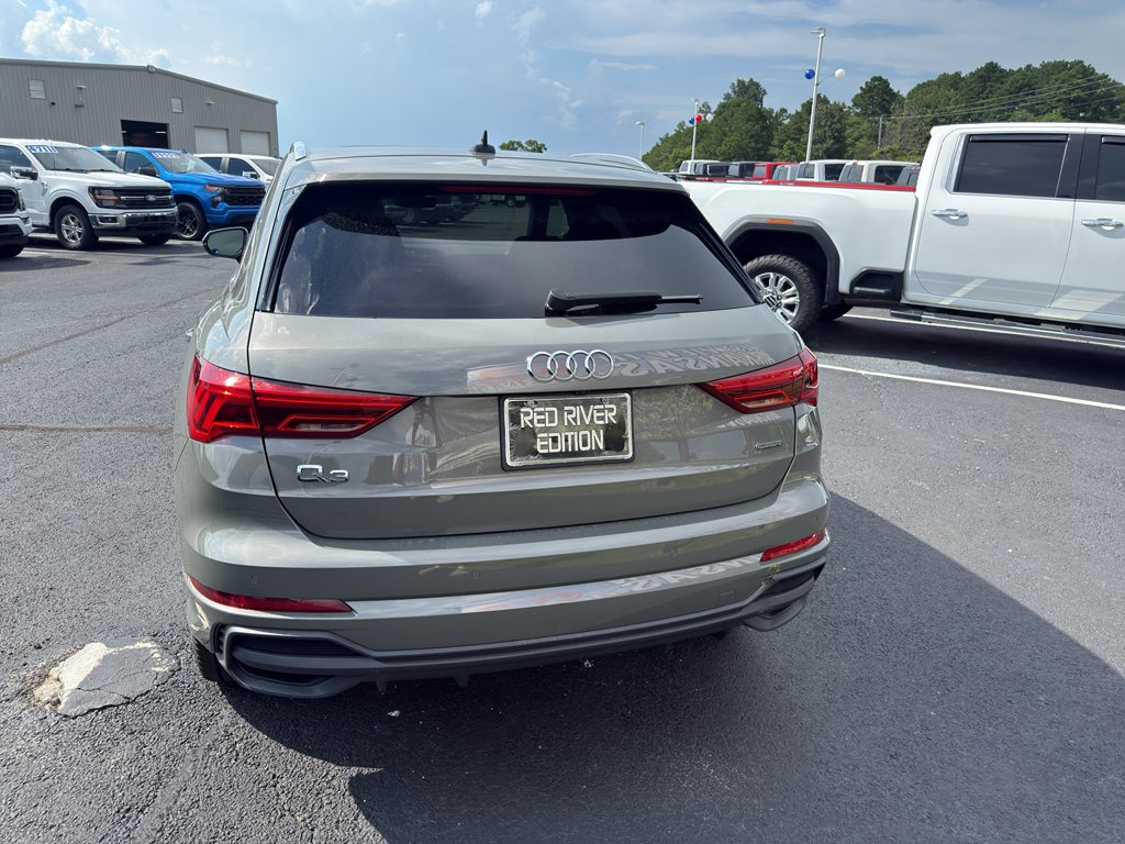 2023 Audi Q3 S line Premium