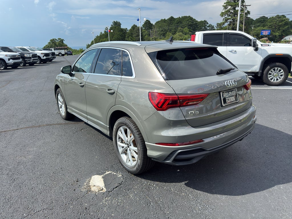 2023 Audi Q3 S line Premium