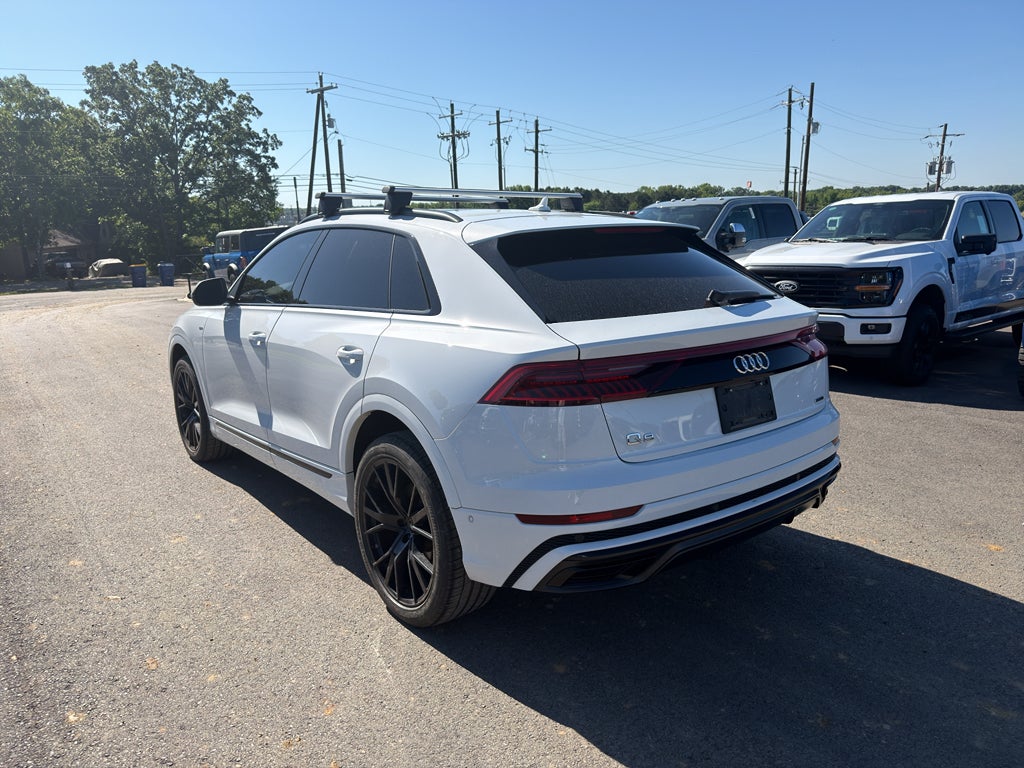 2022 Audi Q8 Premium Plus