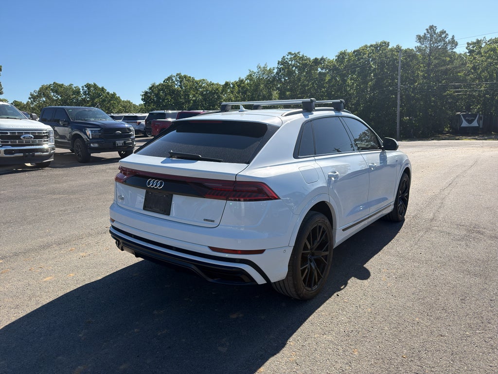 2022 Audi Q8 Premium Plus