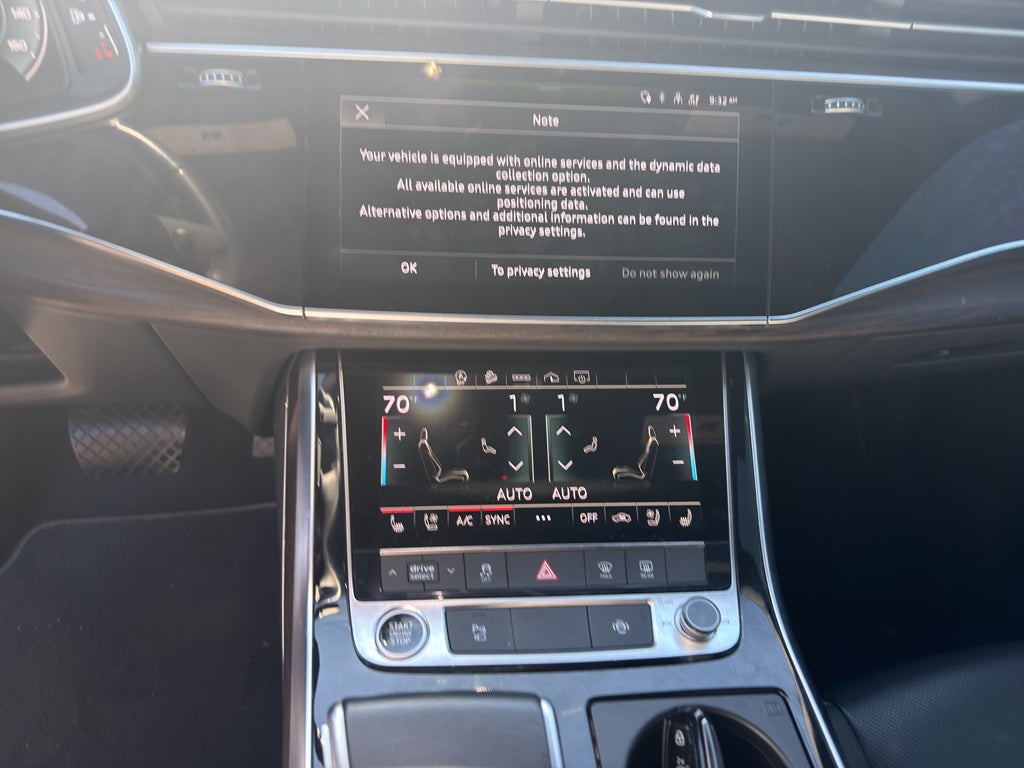 2022 Audi Q8 Premium Plus