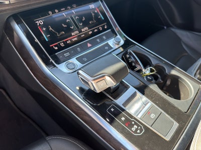 2022 Audi Q8 Premium Plus