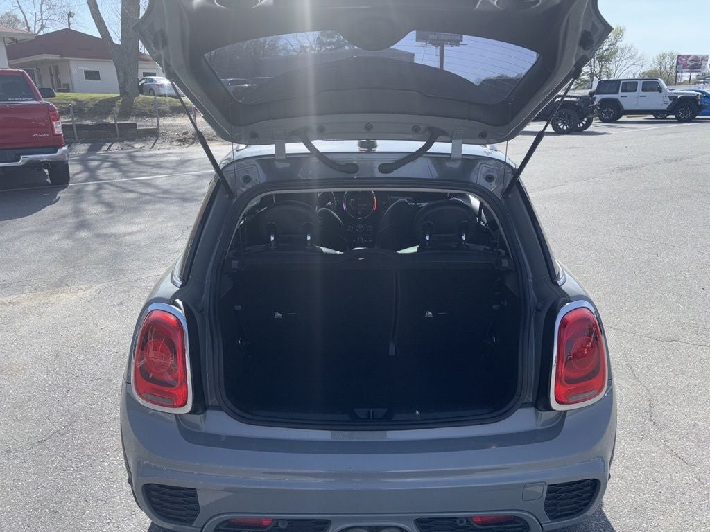 2018 MINI Cooper S Base