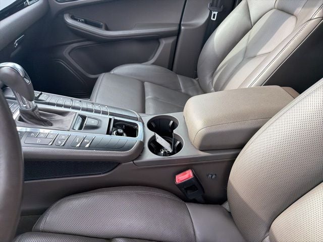 2017 Porsche Macan S